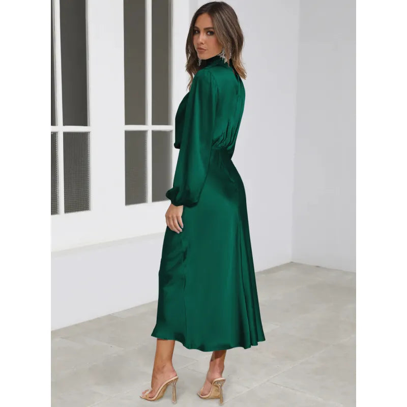 Étoile™ Satin Halter Evening Dress – Elegant Long Sleeve Formal Gown